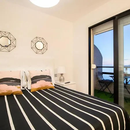 Premier Views Apartmán